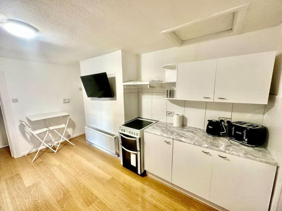 Cosy Two Bedroom Apartment,Se13 Londra Esterno foto